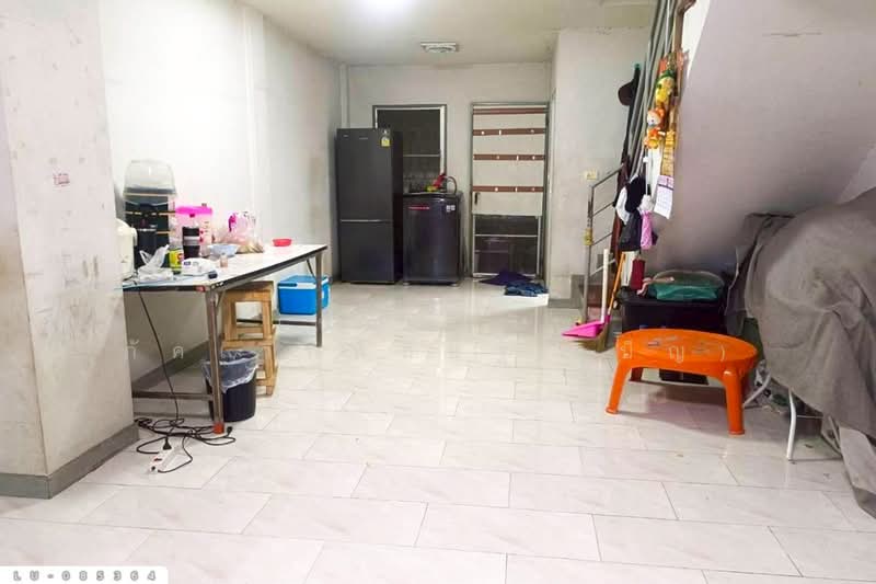 Baan Kritsana Romklao, Bangkok, Romklao Road, Min Buri, Bangkok, 2 Bedrooms, 100 sqm, Townhouse For Sale, by Benchawarin Pakkawetppisit, 500362573 - DDproperty.com