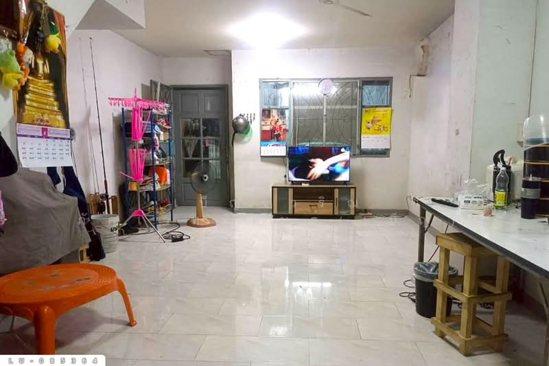 Baan Kritsana Romklao : บ้านกฤษณา ร่มเกล้า, กรุงเทพ, ถนนร่มเกล้า, มีนบุรี, กรุงเทพ, 100 ตร.ม., ทาวน์เฮ้าส์ ขาย, โดย เบ็ญจวริณ ภัคเวทพิสิษฐ์(เบ็ญ), 500362573 - DDproperty.com
