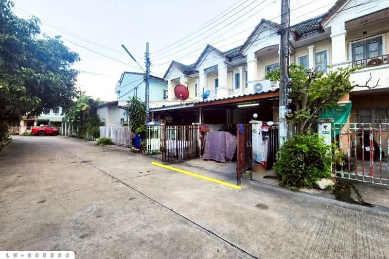 Baan Kritsana Romklao : บ้านกฤษณา ร่มเกล้า, กรุงเทพ, ถนนร่มเกล้า, มีนบุรี, กรุงเทพ, 100 ตร.ม., ทาวน์เฮ้าส์ ขาย, โดย เบ็ญจวริณ ภัคเวทพิสิษฐ์(เบ็ญ), 500362573 - DDproperty.com
