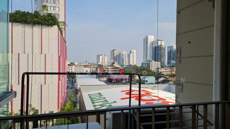 The Clover Thonglor Residence, Bangkok, Soi Sukhumvit 55, Khlong Tan Nua, Watthana, Bangkok, 1 Bedroom, 35 sqm, Condo For Rent, by Thanachot Khantigamongun, 500362602 - DDproperty.com