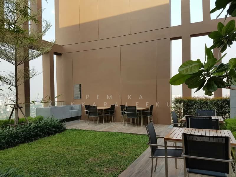 The Lofts Ekkamai, Bangkok, 1415 Sukhumvit Road, Phra Kanong Nua, Watthana, Bangkok, 2 Bedrooms, 60 sqm, Condo For Sale, by Pemika Aukkaraleekul, 500362614 - DDproperty.com