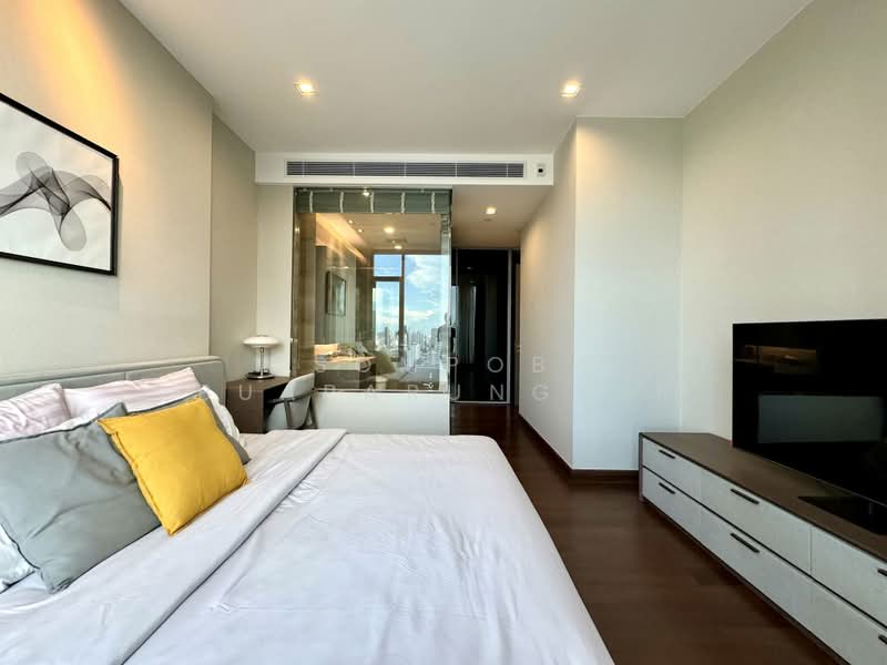 Q1 Sukhumvit, Bangkok, 1 Sukhumvit Road, Khlong Toei, Bangkok, 2 Bedrooms, 92 sqm, Condo For Rent, by Sompob Buaparungsri, 500362652 - DDproperty.com