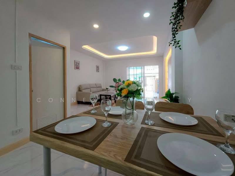Ban Rom Ngao Mai, Nonthaburi, Soi Ban Rom Ngao Mai, Bang Khu Rat, Bang Bua Thong, Nonthaburi, 2 Bedrooms, 120 sqm, Townhouse For Sale, by Connex Property, 500362676 - DDproperty.com
