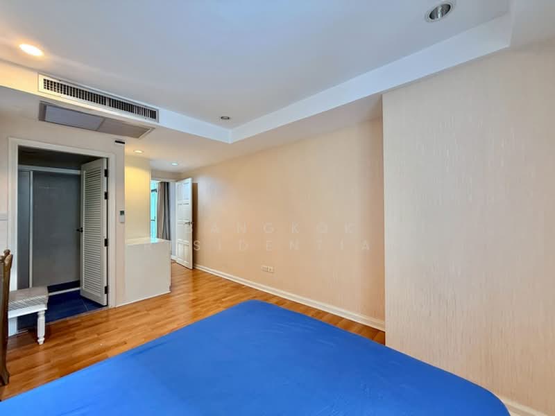 Royal Castle Sukhumvit, Bangkok, 30 Soi Sukhumvit 39, Khlongtoei Nua, Watthana, Bangkok, 3 Bedrooms, 160 sqm, Condo For Rent, by Bangkok Residential, 500362740 - DDproperty.com