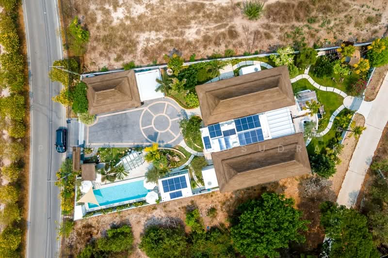 Villa Maya Modern Luxury Bali Style Pool Villa, Prachuap Khiri Khan, Hin Lek Fai, Hua Hin, Prachuap Khiri Khan, 5 Bedrooms, 500 sqm, Villa For Sale, by Pathitta Iedsudrak, 500362773 - DDproperty.com