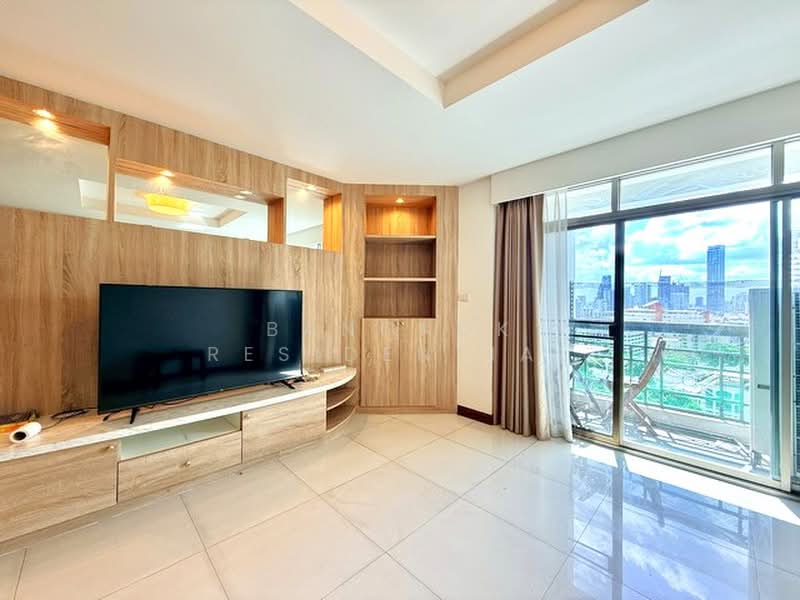 Royal Castle Sukhumvit, Bangkok, 30 Soi Sukhumvit 39, Khlongtoei Nua, Watthana, Bangkok, 3 Bedrooms, 133 sqm, Condo For Rent, by Bangkok Residential, 500362803 - DDproperty.com