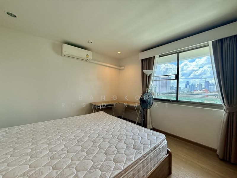 Royal Castle Sukhumvit, Bangkok, 30 Soi Sukhumvit 39, Khlongtoei Nua, Watthana, Bangkok, 3 Bedrooms, 133 sqm, Condo For Rent, by Bangkok Residential, 500362803 - DDproperty.com