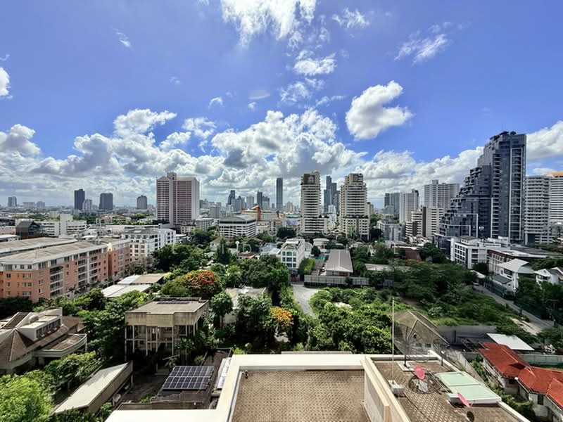 Royal Castle Sukhumvit, Bangkok, 30 Soi Sukhumvit 39, Khlongtoei Nua, Watthana, Bangkok, 3 Bedrooms, 133 sqm, Condo For Rent, by Bangkok Residential, 500362803 - DDproperty.com