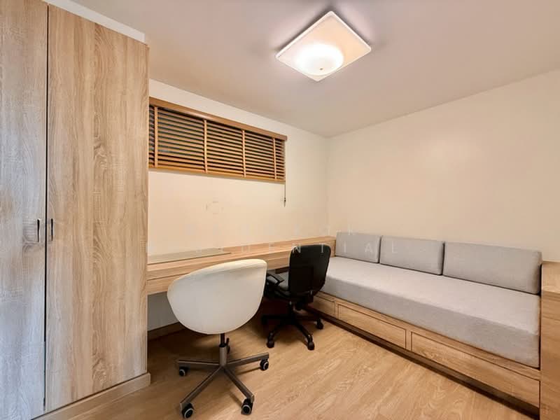 Royal Castle Sukhumvit, Bangkok, 30 Soi Sukhumvit 39, Khlongtoei Nua, Watthana, Bangkok, 3 Bedrooms, 133 sqm, Condo For Rent, by Bangkok Residential, 500362803 - DDproperty.com
