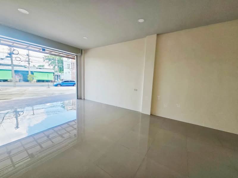 อาคารพาณิชย์หน้าเมือง ฉะเชิงเทรา, Chachoengsao, Nha Mueng, Muang Chachoengsao, Chachoengsao, , 150 sqm, Shophouse For Sale, by The Best Property มน, 500362833 - DDproperty.com