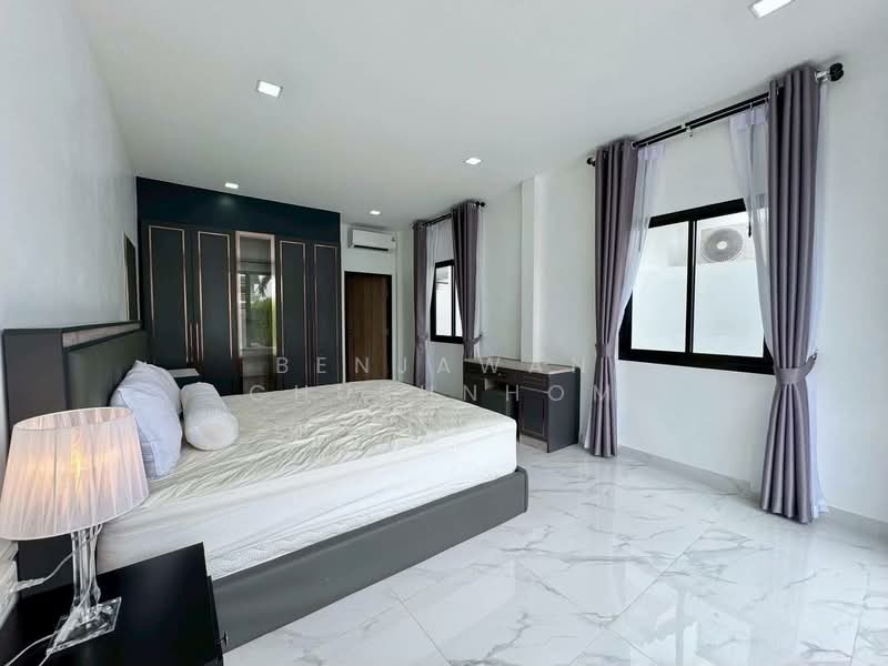 Natheekarn Park View, Chon Buri (Pattaya), Poong, Bang Lamung (Pattaya), Chon Buri (Pattaya), 4 Bedrooms, 200 sqm, Single Detached House For Rent, by Benjawan Chukunhom, 500362856 - DDproperty.com
