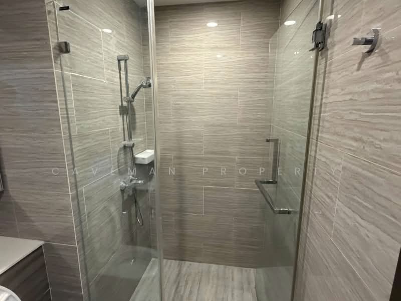 Whizdom Essence, Bangkok, 5 Piyabutr 1 Alley, Bang Chak, Phra Khanong, Bangkok, 1 Bedroom, 34 sqm, Condo For Rent, by Caveman Property, 500362867 - DDproperty.com
