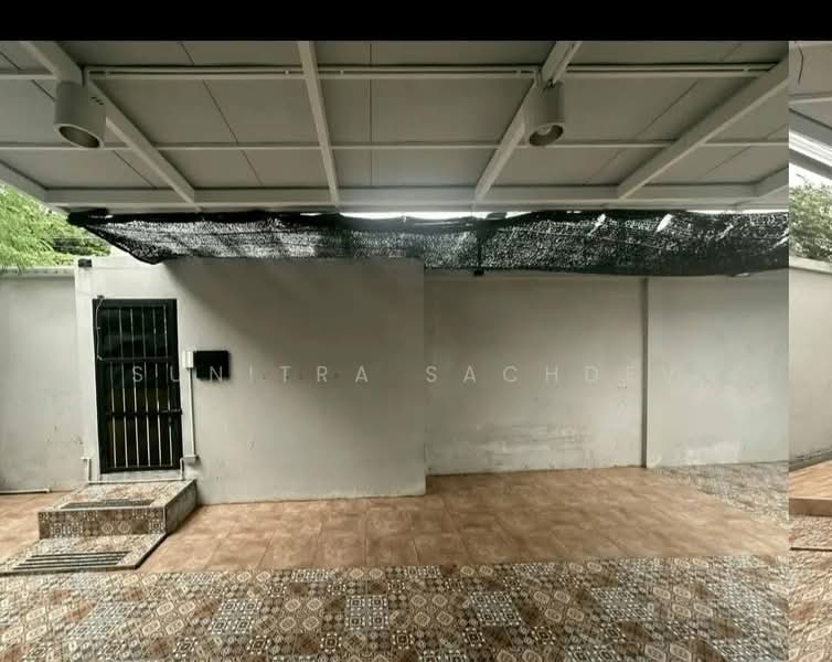 บ้านเดี่ยว 2 ชั้น ซอยสุขุมวิท 56, Bangkok, Bang Chak, Phra Khanong, Bangkok, 5 Bedrooms, 220 sqm, Single Detached House For Rent, by Sunitra Sachdev, 500362876 - DDproperty.com