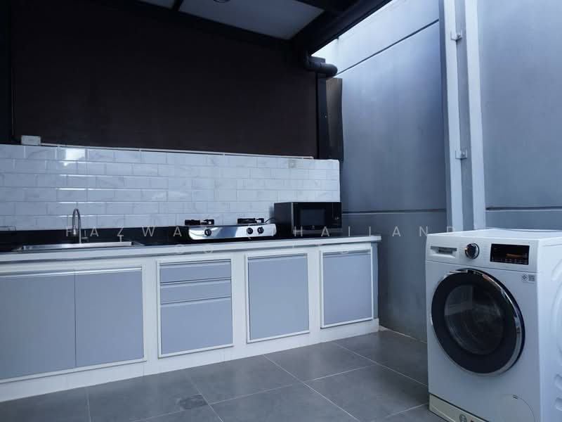 Indy 2 Bangna-Ramkhamhaeng 2, Bangkok, Soi Ramkhamhaeng 2, Dok Mai, Prawet, Bangkok, 2 Bedrooms, 120 sqm, Townhouse For Rent, by Fazwaz (Thailand) Co., Ltd., 500362887 - DDproperty.com