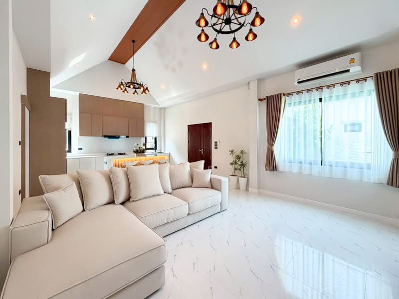 Pool Villa, Full Furniture Near Huai Chak Nok Reservoir – Nong Mai Kaen, Pattaya, ชลบุรี, หนองปรือ, บางละมุง, ชลบุรี, 135 ตร.ม., วิลล่า ขาย, โดย Chanya Rojana, 500362933 - DDproperty.com
