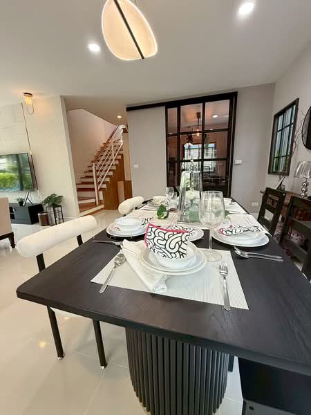 The Plant Estique Pattanakarn 38, Bangkok, Soi Pattanakarn 38, Suan Luang, Bangkok, 3 Bedrooms, 145 sqm, Single Detached House For Sale, by HOME Real Estate Service, 500362990 - DDproperty.com