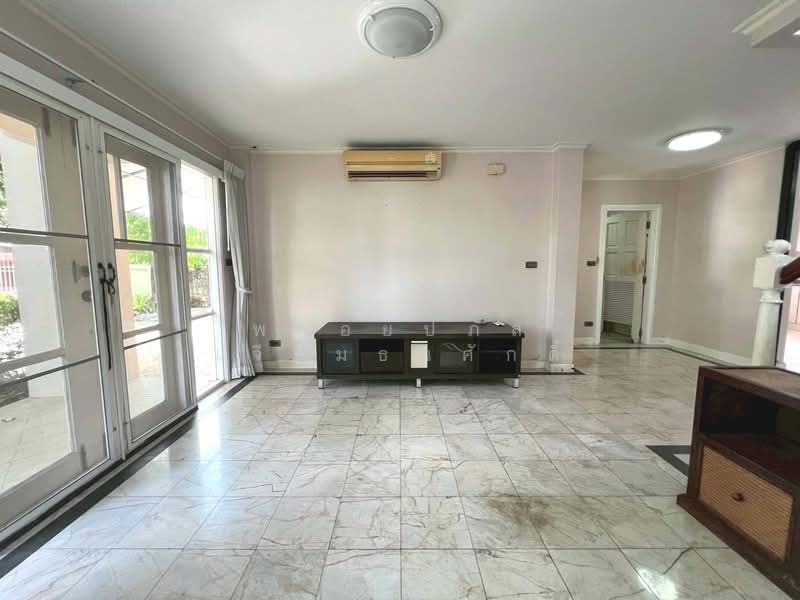 Neighborhome Watcharaphon, Bangkok, Sukhaphiban 5, Sam Wa Tawan Ok, Khlong Sam Wa, Bangkok, 3 Bedrooms, 160 sqm, Single Detached House For Sale, by พลอยปภัส เจียมธนศักดิ์, 500363040 - DDproperty.com