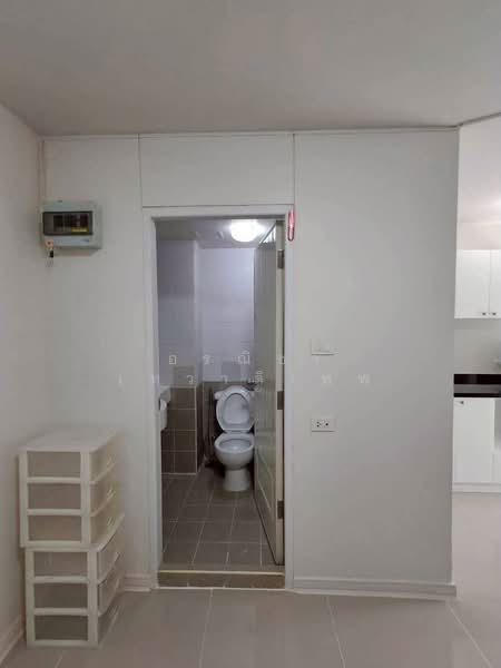 Lumpini Condo Town Bodindecha Ramkhamhaeng, Bangkok, Soi Ramkhamhaeng 43/1, Phlapphla, Wang Thonglang, Bangkok, 1 Bedroom, 28 sqm, Condo For Sale, by อรณิชา เทวาดิเทพ, 500363069 - DDproperty.com