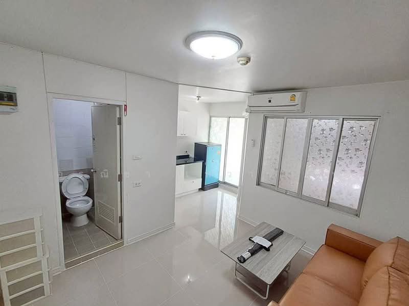 Lumpini Condo Town Bodindecha Ramkhamhaeng, Bangkok, Soi Ramkhamhaeng 43/1, Phlapphla, Wang Thonglang, Bangkok, 1 Bedroom, 28 sqm, Condo For Sale, by อรณิชา เทวาดิเทพ, 500363069 - DDproperty.com