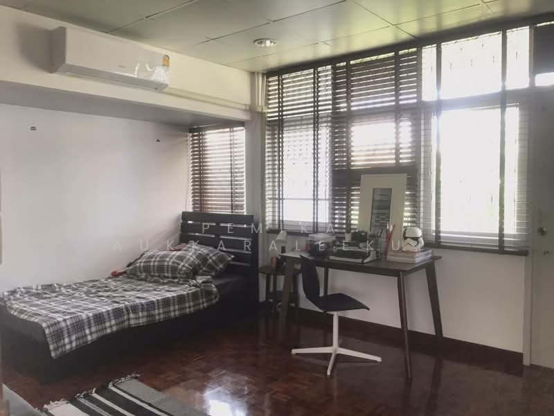 บ้าน 5-ห้องนอน, กรุงเทพ, ลาดพร้าว, ลาดพร้าว, กรุงเทพ, 200 ตร.ม., บ้านเดี่ยว ขาย, โดย Pemika Aukkaraleekul, 500363087 - DDproperty.com