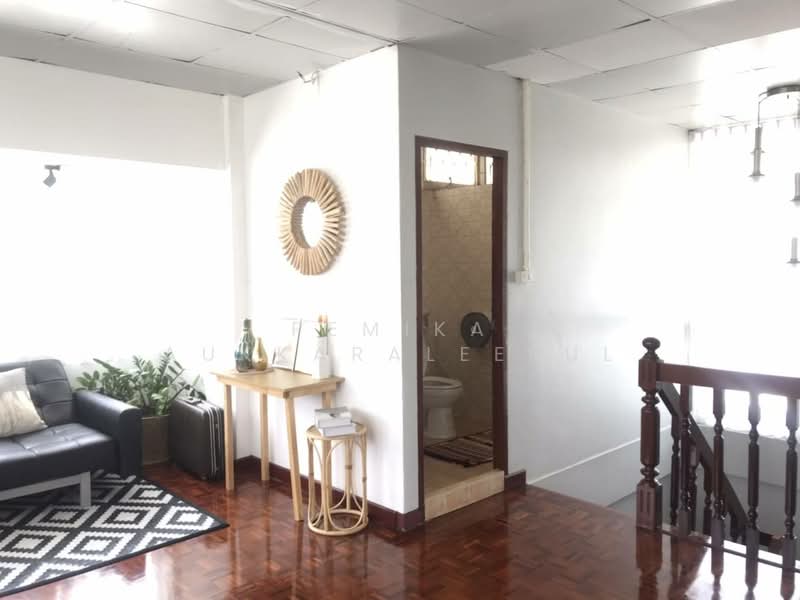 5-BR House, Bangkok, Lat Phrao, Bangkok, 5 Bedrooms, 200 sqm, Single Detached House For Sale, by Pemika Aukkaraleekul, 500363087 - DDproperty.com