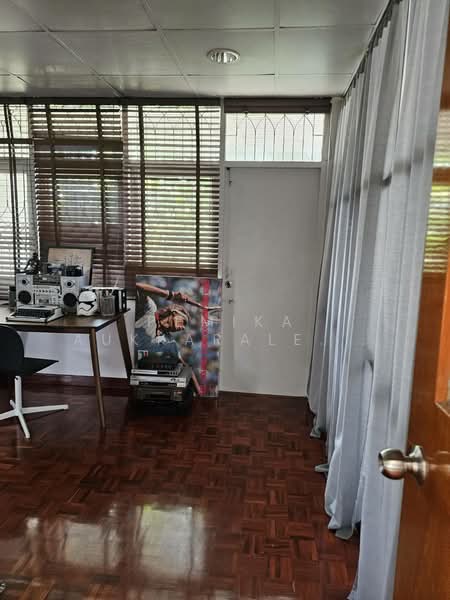 5-BR House, Bangkok, Lat Phrao, Bangkok, 5 Bedrooms, 200 sqm, Single Detached House For Sale, by Pemika Aukkaraleekul, 500363087 - DDproperty.com