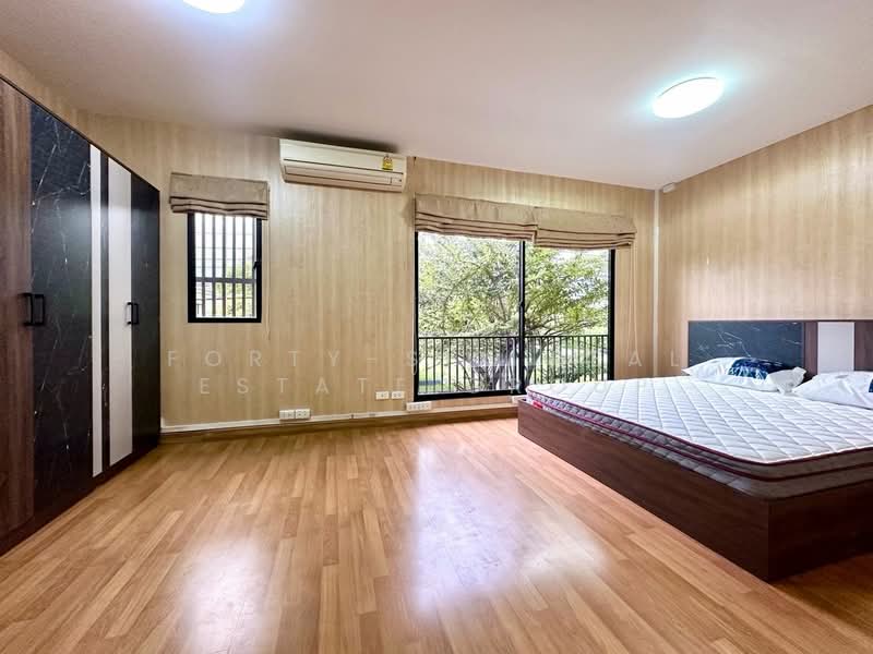 The Connect Chaengwattana - Tiwanon, Nonthaburi, Tiwanon Road, Ban Mai, Pak Kret, Nonthaburi, 6 Bedrooms, 300 sqm, Townhouse For Rent, by Forty-Six Real Estate Group, 500363097 - DDproperty.com
