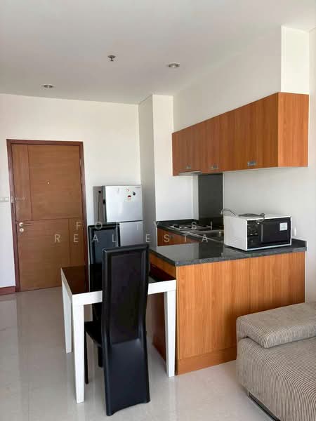 Villa Sathorn, Bangkok, 5 KrungThonBuri Road, Khlong Ton Sai, Khlong San, Bangkok, Studio, 38 sqm, Condo For Rent, by Forty-Six Real Estate Group, 500363099 - DDproperty.com