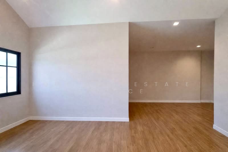 VENUE Westgate, Nonthaburi, Sai Bueng Bua-Klong Prapa Road, Bang Mae Nang, Bang Yai, Nonthaburi, 4 Bedrooms, 302 sqm, Single Detached House For Sale, by HOME Real Estate Service, 500363102 - DDproperty.com