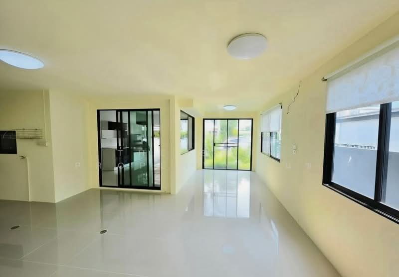 The Terrace Ramintra 65, Bangkok, Ram Inthra Road, Tha Rang, Bang Khen, Bangkok, 3 Bedrooms, 150 sqm, Townhouse For Sale, by The Best Property แนช, 500363115 - DDproperty.com