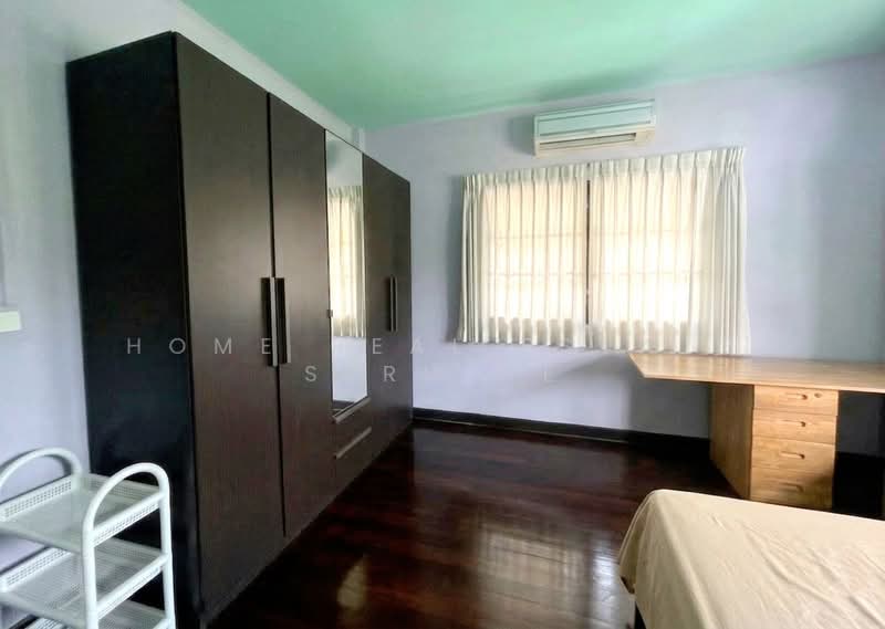 Muang Ake Village, Pathum Thani, Muang Ake Rd, Lak Hok, Muang Pathum Thani, Pathum Thani, 8 Bedrooms, 321 sqm, Single Detached House For Sale, by HOME Real Estate Service, 500363176 - DDproperty.com