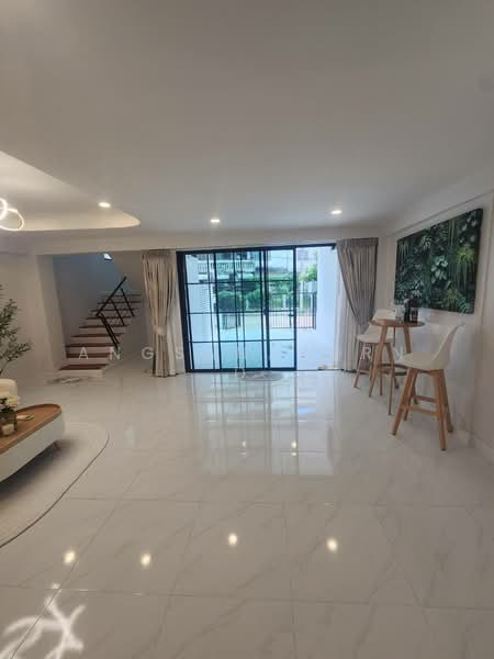 Garden Home Village : การ์เด้นโฮม วิลเลจ, ปทุมธานี, ซอย พหลโยธิน 60, คูคต, ลำลูกกา, ปทุมธานี, 180 ตร.ม., ทาวน์เฮ้าส์ ขาย, โดย Angsanaporn D, 500363207 - DDproperty.com