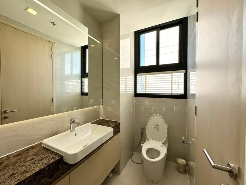 Noble State 39, Bangkok, 35 Soi Sukhumvit 39, Khlong Tan Nua, Watthana, Bangkok, 1 Bedroom, 42 sqm, Condo For Sale, by Pemika Aukkaraleekul, 500363213 - DDproperty.com