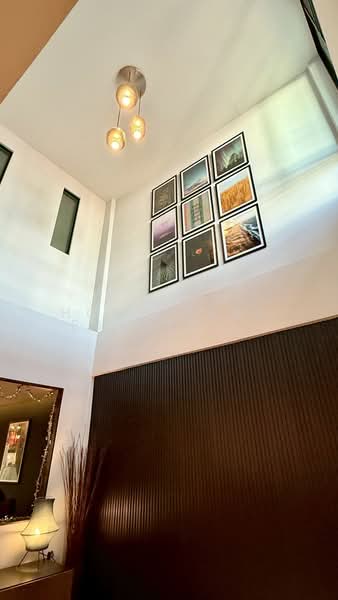 ทาวน์โฮม 3 ชั้น 2 คูหา ใกล้ MRT วงศ์สว่าง, Bangkok, Wong Sawang, Bang Sue, Bangkok, 4 Bedrooms, 360 sqm, Townhouse For Sale, by HOME Real Estate Service, 500363261 - DDproperty.com