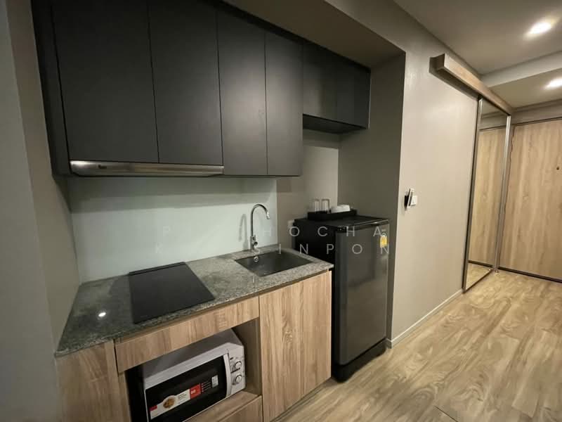 Blossom Condo @ Sathorn-Charoenrat, Bangkok, Charoen Rat Road, Thung Wat Don, Sathon, Bangkok, 1 Bedroom, 30 sqm, Condo For Rent, by Pitchocha Kiatsinpon, 500363290 - DDproperty.com