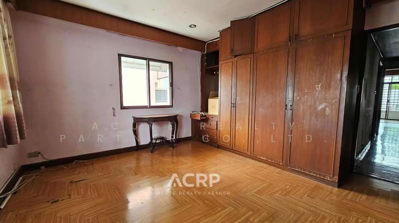 Siam Penthouse 2 Condominium, Bangkok, 72 Soi Sathorn 1, Sathorn Road, Thung Maha Mek, Sathon, Bangkok, 3 Bedrooms, 175 sqm, Apartment For Sale, by Acute Realty Partner Co.,Ltd., 500363291 - DDproperty.com