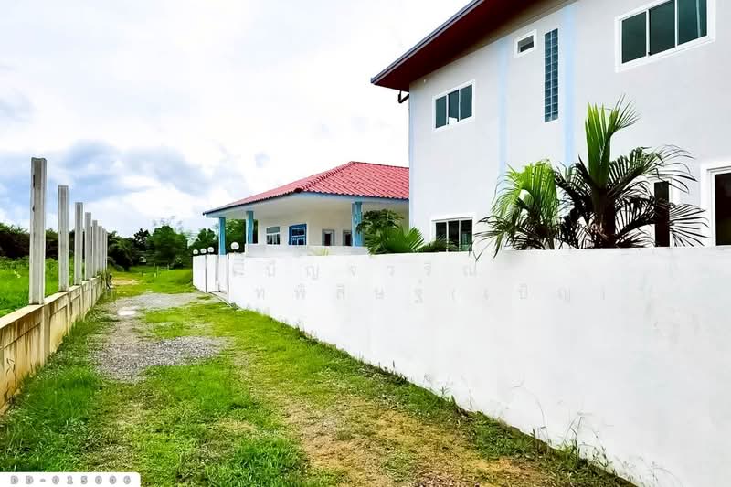 บ้านเดี่ยว หล่มสัก เพชรบูรณ์ ใกล้สำนักงานเทศบาลเมืองหล่มสัก DD-015006, เพชรบูรณ์, หนองไขว่, หล่มสัก, เพชรบูรณ์, 139 ตร.ม., บ้านเดี่ยว ขาย, โดย เบ็ญจวริณ ภัคเวทพิสิษฐ์(เบ็ญ), 500363295 - DDproperty.com