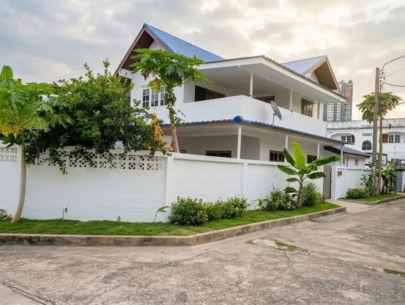 บ้านเดี่ยวพร้อมที่ดิน ติวานนท์วิลลา, Nonthaburi, Bang Khen, Muang Nonthaburi, Nonthaburi, 5 Bedrooms, 210 sqm, Single Detached House For Sale, by HOME Real Estate Service, 500363306 - DDproperty.com