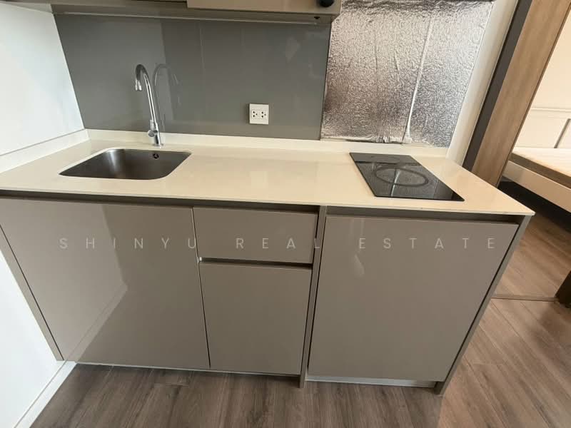 Whizdom Essence, Bangkok, 5 Piyabutr 1 Alley, Bang Chak, Phra Khanong, Bangkok, 1 Bedroom, 34 sqm, Condo For Rent, by Shinyu Real Estate, 500363314 - DDproperty.com