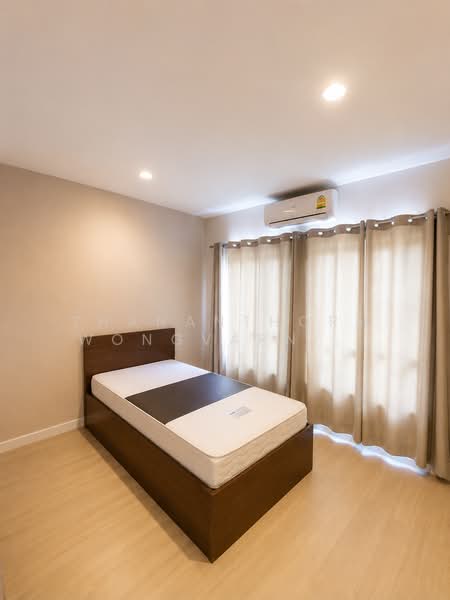Baan Klang Muang Rama 9-Ramkhmahaeng, Bangkok, Soi Ramkhamhaeng 39, Phlapphla, Wang Thonglang, Bangkok, 3 Bedrooms, 162 sqm, Townhouse For Rent, by Thananthorn Wongvarnkaseam, 500363334 - DDproperty.com