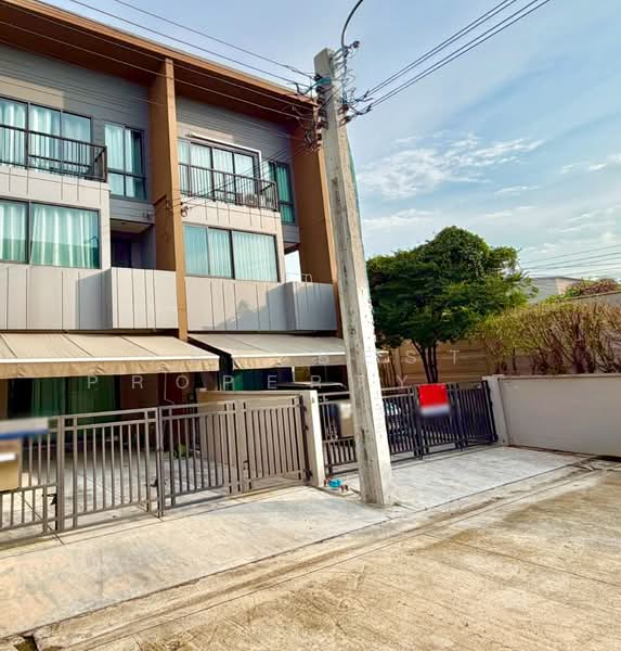Baan Klang Muang Paholyothin-Ramintr, Bangkok, Tha Rang, Bang Khen, Bangkok, 3 Bedrooms, 142 sqm, Townhouse For Sale, by The Best Property แอน, 500363344 - DDproperty.com