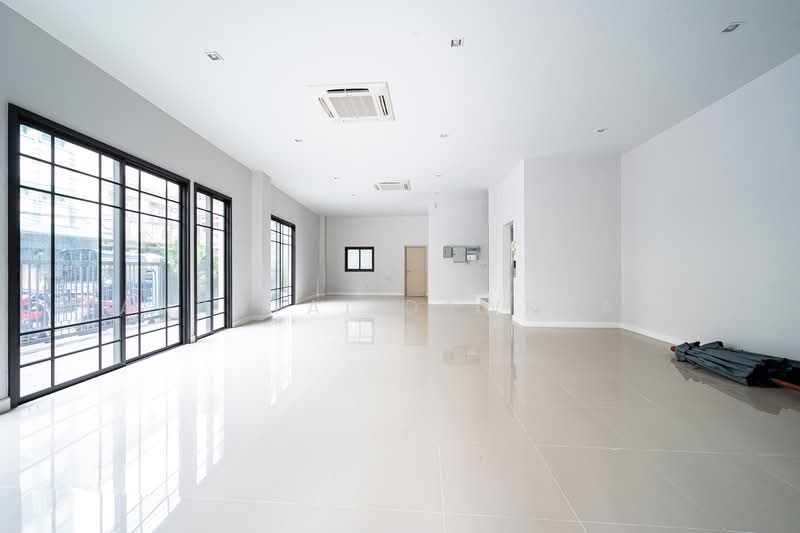 Tiger Lane, Bangkok, 216 Jao Kam Rob Road, Pom Prap, Pom Prap Sattru Phai, Bangkok, 4 Bedrooms, 494 sqm, Townhouse For Sale, by Kanrutai Dawruang, 500363375 - DDproperty.com
