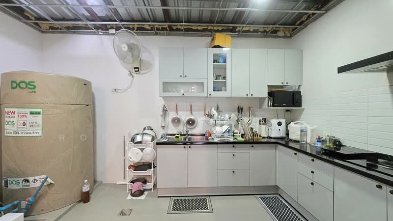Baan Klang Muang Suanluang, Bangkok, On Nut Road, Dok Mai, Prawet, Bangkok, 3 Bedrooms, 100 sqm, Townhouse For Sale, by The Best Property เหมยหลิง, 500363379 - DDproperty.com