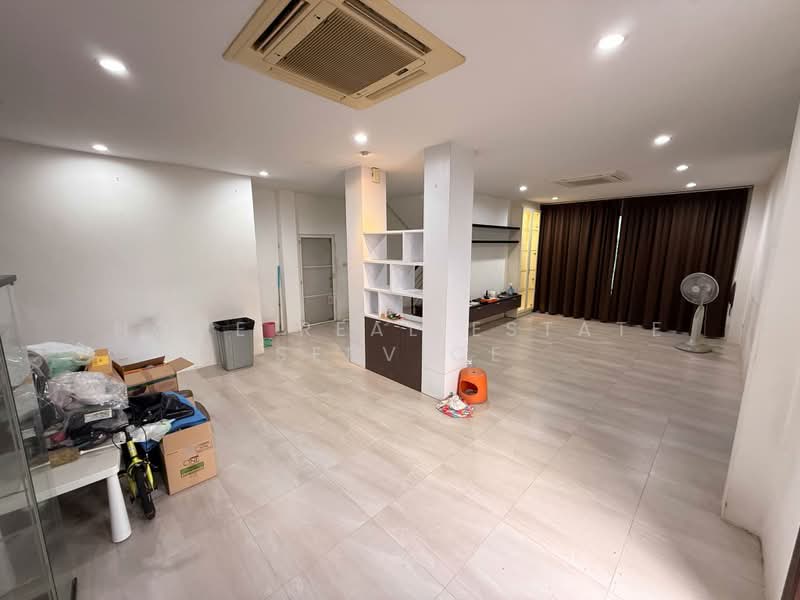 บ้านเดี่ยว 3 ชั้น พระราม 9 ซอย 62, Bangkok, Suan Luang, Bangkok, 4 Bedrooms, 400 sqm, Single Detached House For Sale, by HOME Real Estate Service, 500363383 - DDproperty.com