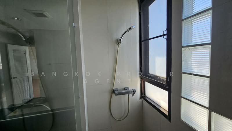 Baan Thai Living Ekkamai, Bangkok, 40 Soi Pridi Banomyong 31, Khlong Tan Nua, Watthana, Bangkok, 4 Bedrooms, 332 sqm, Condo For Rent, by BANGKOK PROPERTY AGENTS, 500363395 - DDproperty.com