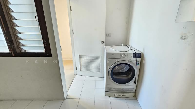 Baan Thai Living Ekkamai, Bangkok, 40 Soi Pridi Banomyong 31, Khlong Tan Nua, Watthana, Bangkok, 4 Bedrooms, 332 sqm, Condo For Rent, by BANGKOK PROPERTY AGENTS, 500363395 - DDproperty.com