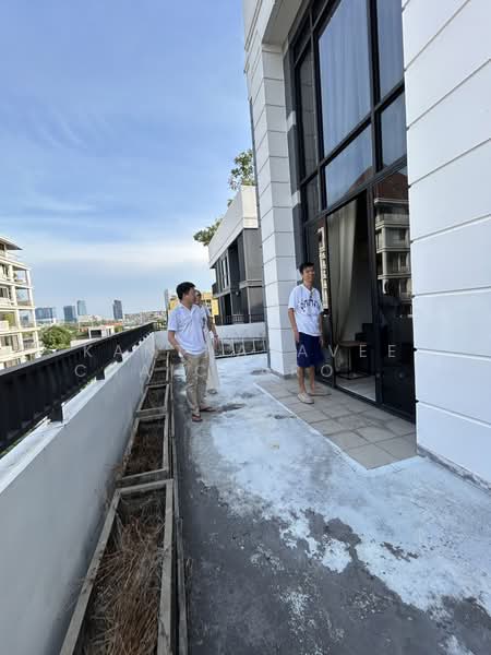 Maestro 02 Ruamrudee, Bangkok, 5-2 Ploenchit Road, Lumphini, Pathum Wan, Bangkok, 2 Bedrooms, 65 sqm, Condo For Sale, by Kanthayavee Chaicharoenseree, 500363421 - DDproperty.com