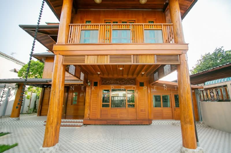Teak house, Bangkok, ลาดพร้าว 48, Samsen Nok, Huai Khwang, Bangkok, 3 Bedrooms, 580 sqm, Single Detached House For Sale, by Connex Property, 500363427 - DDproperty.com