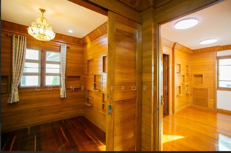 Teak house, Bangkok, ลาดพร้าว 48, Samsen Nok, Huai Khwang, Bangkok, 3 Bedrooms, 580 sqm, Single Detached House For Sale, by Connex Property, 500363427 - DDproperty.com