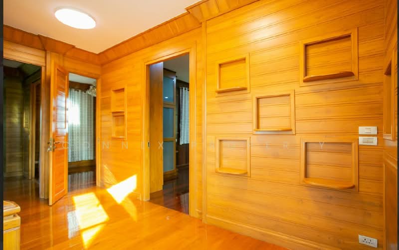 Teak house, Bangkok, ลาดพร้าว 48, Samsen Nok, Huai Khwang, Bangkok, 3 Bedrooms, 580 sqm, Single Detached House For Sale, by Connex Property, 500363427 - DDproperty.com